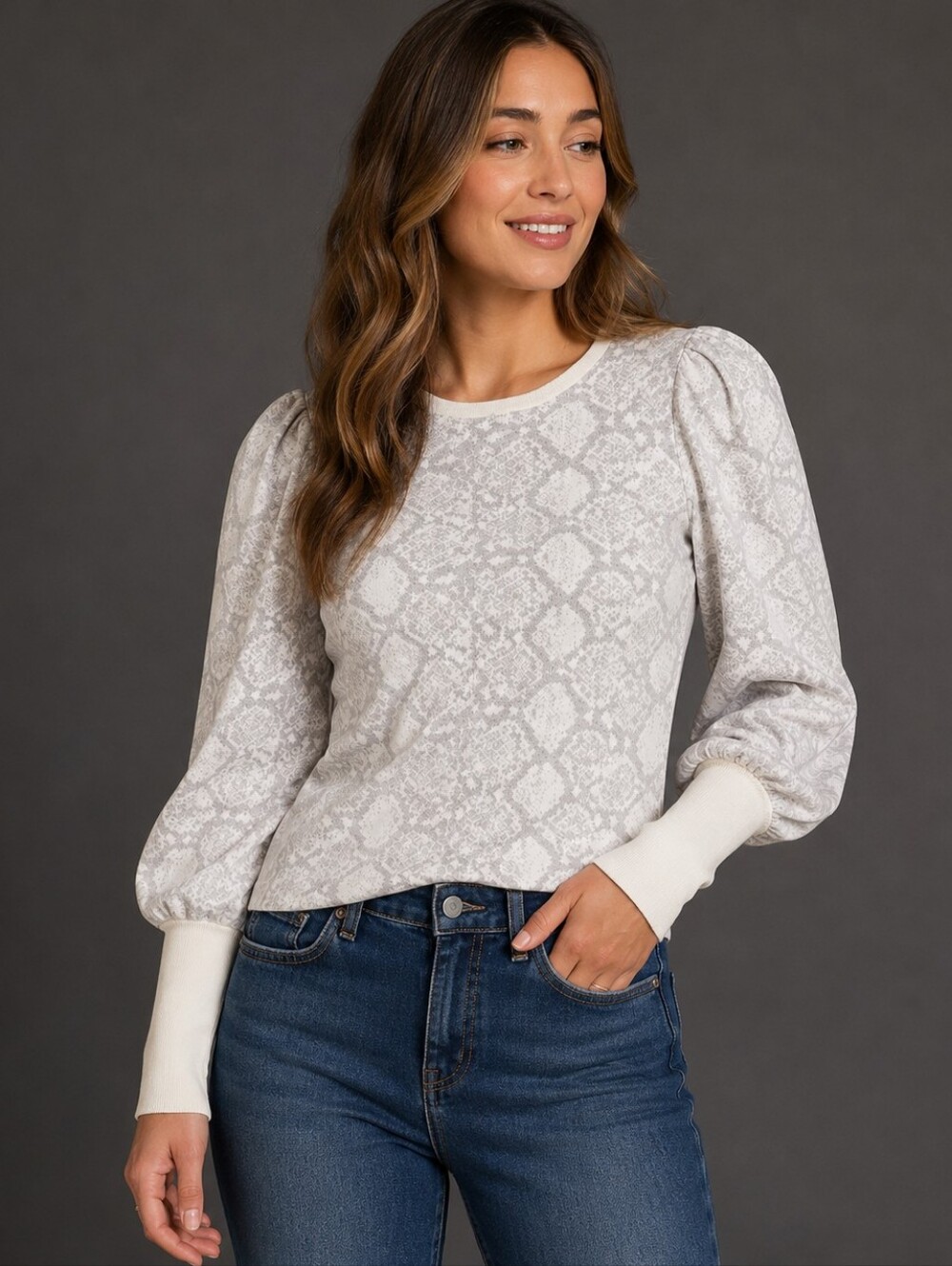 Express Snake Print Puff Sleeve Knit Cropped Sweater in Light Gray XS